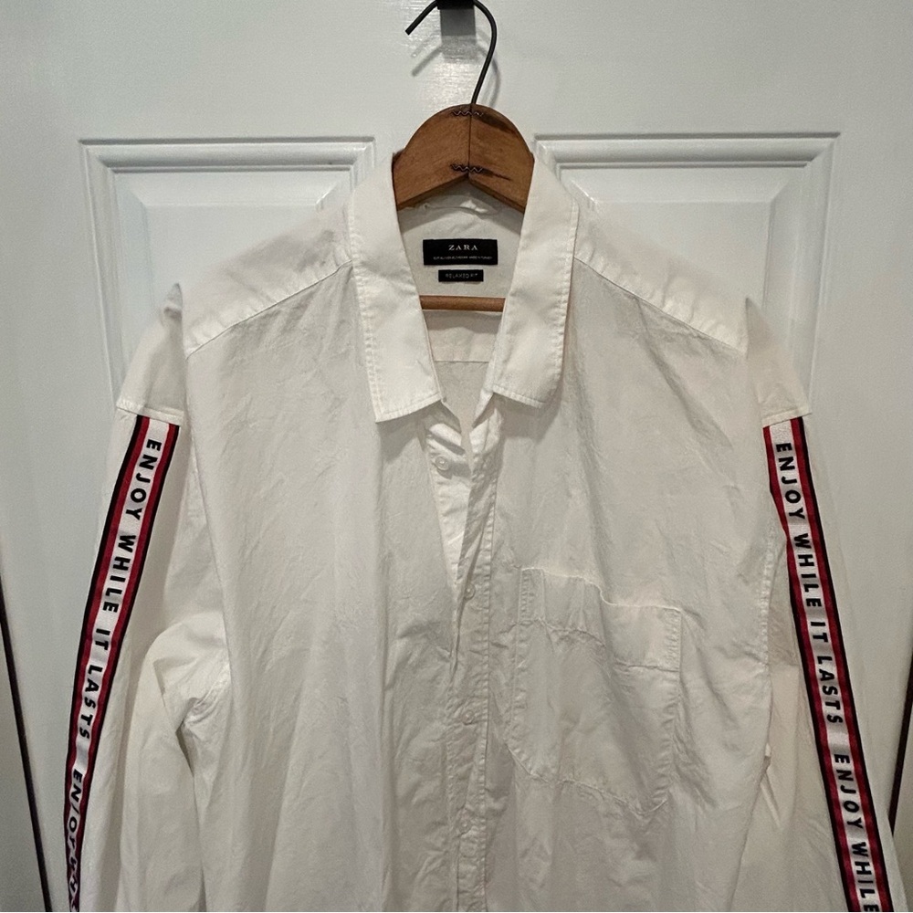Zara Enjoy While It Lasts White Button Down Mens Shirt w/ Slogan Taping Size XL